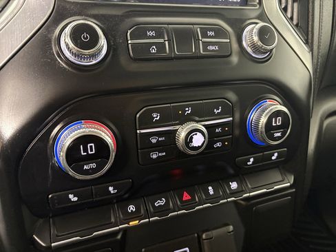 Used 2022 GMC Sierra 1500 Elevation image 32