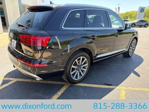 Used 2017 Audi Q7 3.0T Prestige AWD/4WD image 8