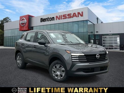 New 2026 Nissan Kicks S image 1