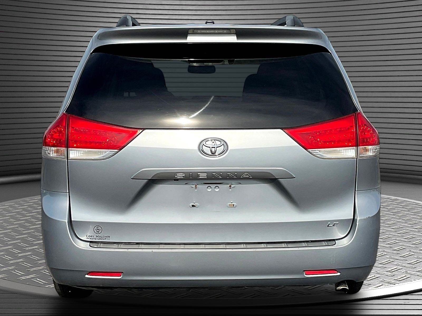 Used 2013 Toyota Sienna LE FWD image 6