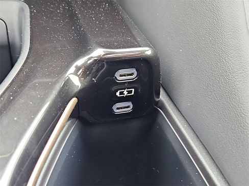 New 2026 Toyota Crown Platinum image 14