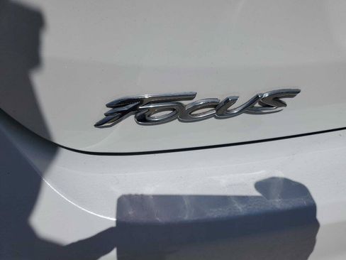 Used 2017 Ford Focus S FWD image 11