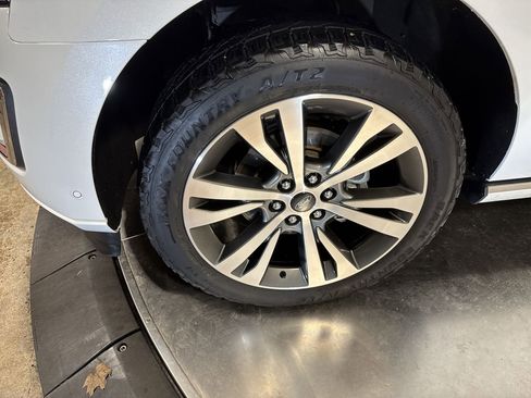 Used 2020 Ford Expedition Platinum image 10