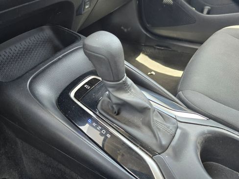 Used 2024 Toyota Corolla LE FWD image 14