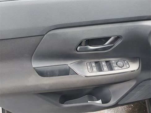 New 2026 Nissan Kicks S image 20