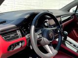 Certified 2025 Porsche Macan image 4