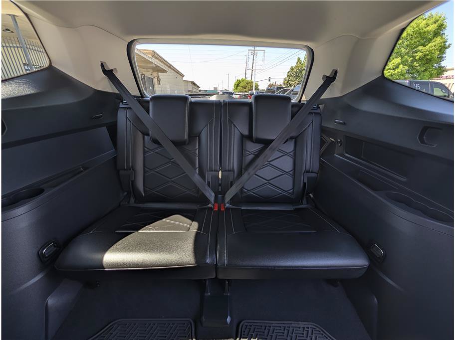 Used 2024 Volkswagen Atlas SE FWD image 11