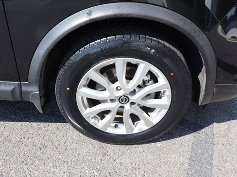 Used 2021 Nissan Rogue Sport S FWD image 36