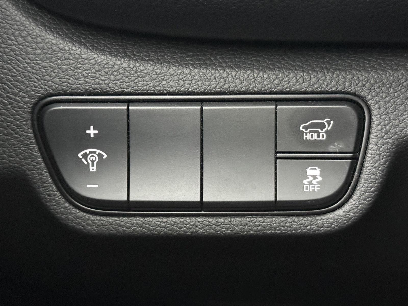 Used 2024 Kia Seltos SX w/ SX Sunroof Package AWD/4WD image 23