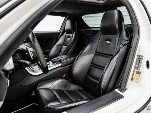 Used 2011 Mercedes-Benz SLS AMG Coupe image 46