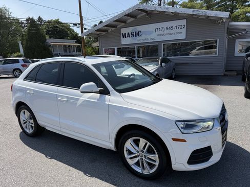 Used 2017 Audi Q3 2.0T Premium w/ Convenience Package AWD/4WD image 29
