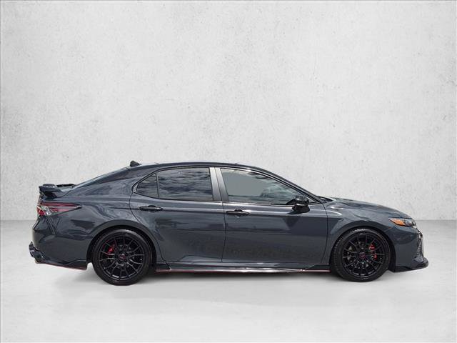 Used 2023 Toyota Camry XSE FWD image 4