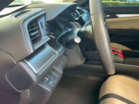 Used 2018 Honda Civic LX image 32