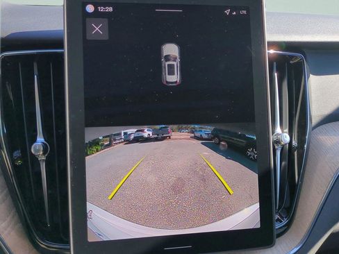 New 2026 Volvo XC60 B5 Core image 19