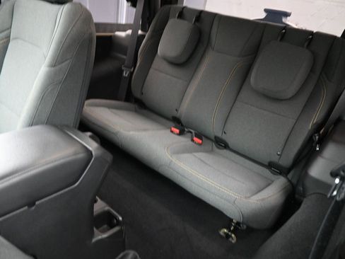 Used 2025 Jeep Wrangler Sport image 22