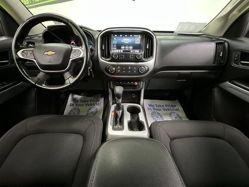 Used 2022 Chevrolet Colorado LT w/ Safety Package AWD/4WD image 19