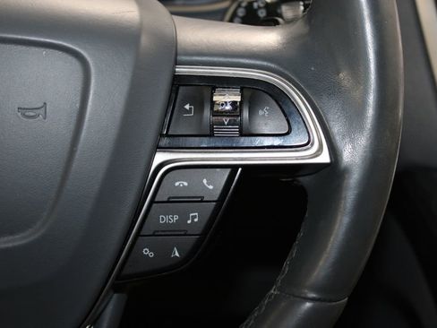 Used 2019 Lincoln Nautilus Reserve w/ Ultimate Package image 36