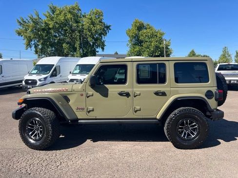 Used 2025 Jeep Wrangler Unlimited Rubicon w/ XTREMEE 35" Tire Package AWD/4WD image 2