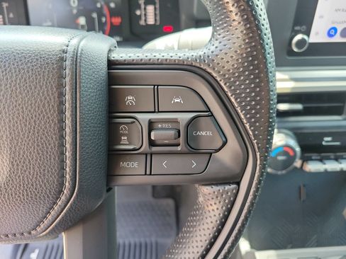 Used 2024 Toyota Tacoma SR5 AWD/4WD image 20