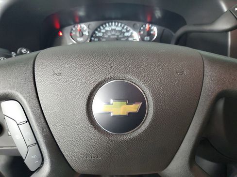 New 2026 Chevrolet Express 2500 w/ Driver Convenience Package image 25