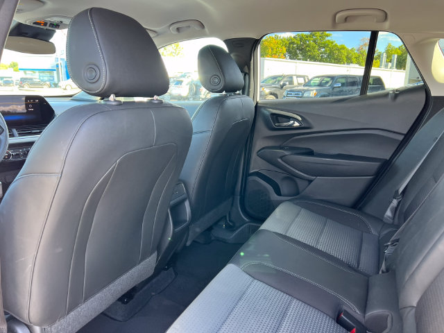 Certified 2026 Chevrolet Trax LT FWD image 30