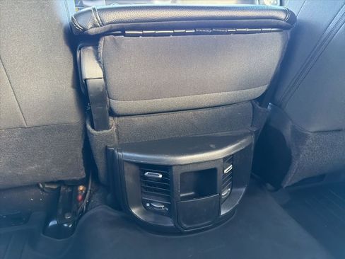 Used 2024 RAM 3500 Tradesman w/ Chrome Appearance Group image 33