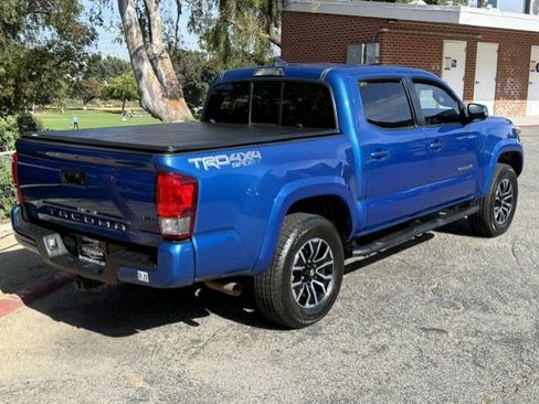 Used 2016 Toyota Tacoma 4x4 Double Cab image 16