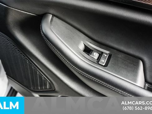 Used 2025 Jeep Grand Cherokee Altitude AWD/4WD image 45