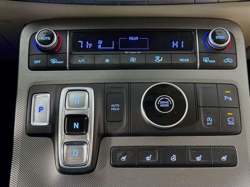 Used 2020 Hyundai Palisade Limited image 16