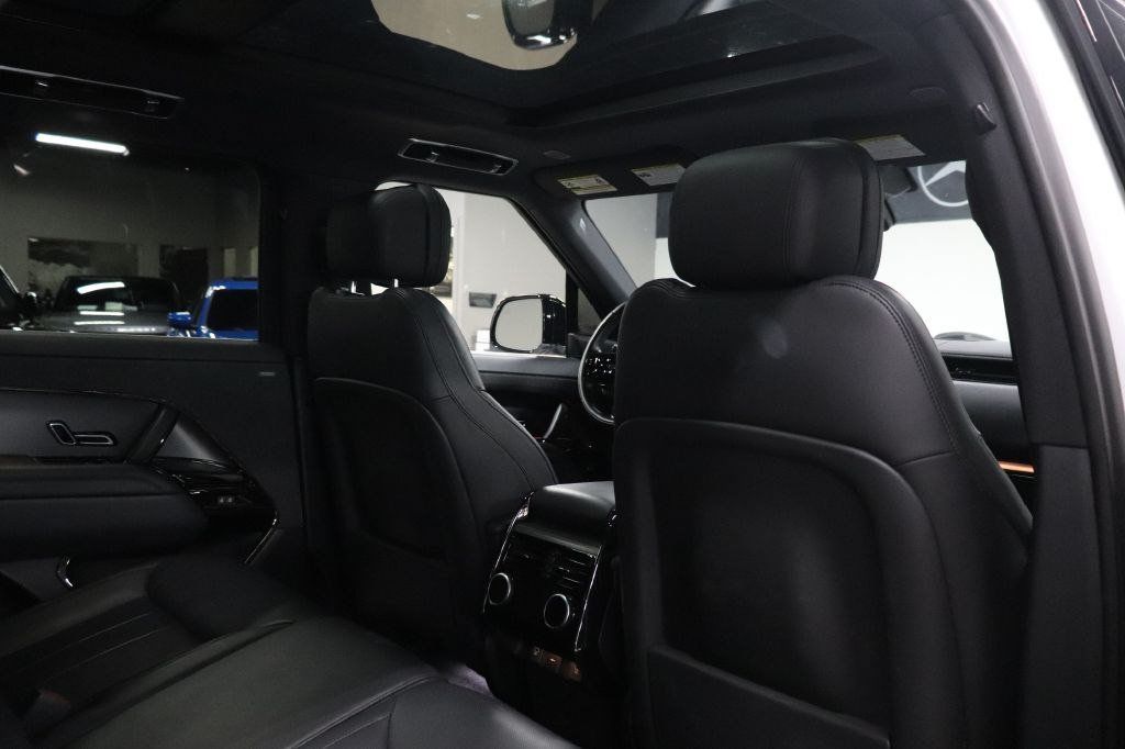 Used 2024 Land Rover Range Rover Sport Dynamic SE AWD/4WD image 22