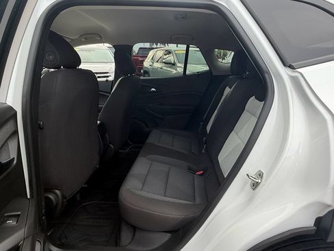 Used 2024 Chevrolet Trax LS FWD image 10