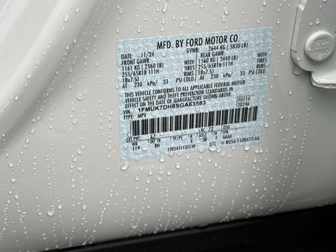 New 2025 Ford Explorer Active image 11