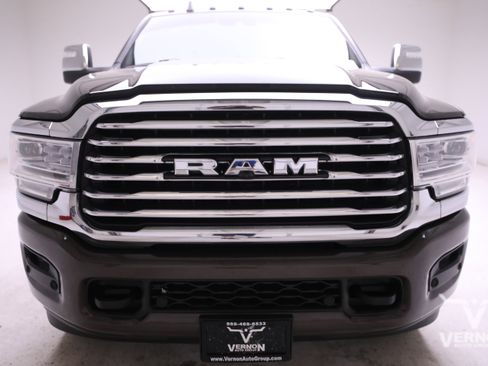 Used 2024 RAM 2500 Limited w/ Safety Group image 8