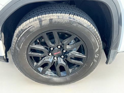 Used 2024 GMC Sierra 1500 Elevation AWD/4WD image 32