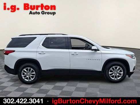 Certified 2020 Chevrolet Traverse LT w/ Driver Confidence II Package AWD/4WD image 7