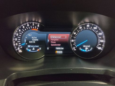 Used 2018 Ford Explorer Platinum image 23