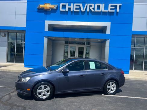 Used 2014 Chevrolet Cruze LT FWD image 1