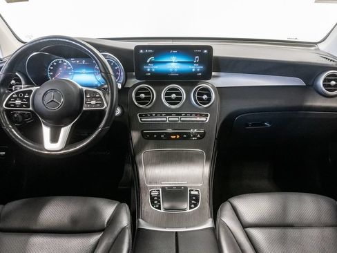 Used 2021 Mercedes-Benz GLC 300 4MATIC w/ Premium Package image 29