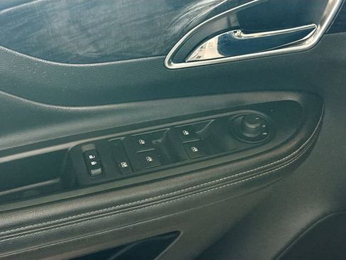 Used 2015 Buick Encore FWD image 18