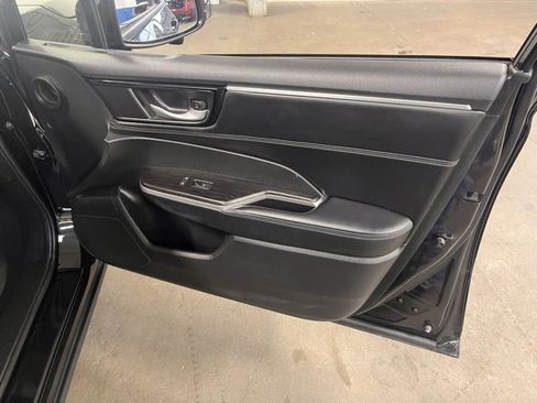 Used 2020 Honda Clarity Plug-In Hybrid image 12