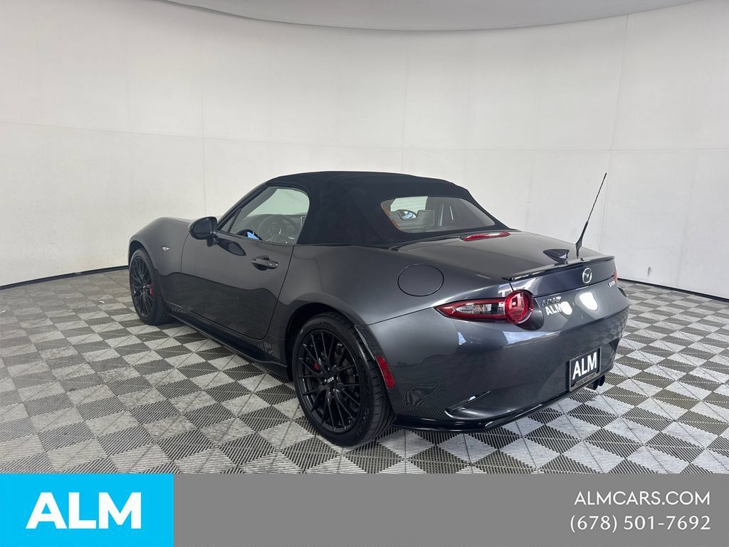 Used 2017 MAZDA MX-5 Miata Club w/ Brembo/BBS Package RWD image 8