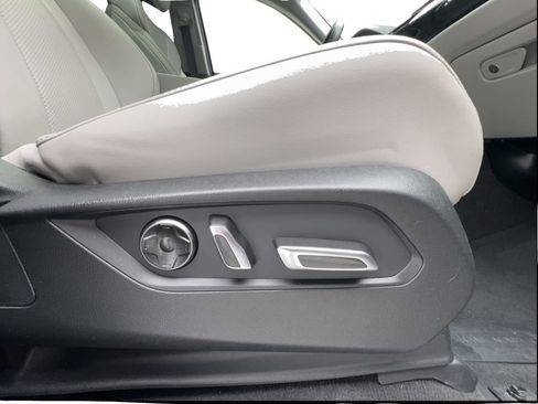 Used 2023 Acura MDX SH-AWD w/ Technology Package image 31