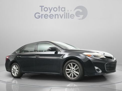 Used 2013 Toyota Avalon XLE Premium FWD image 19