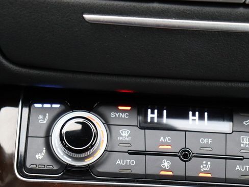 Used 2015 Audi A8 4.0T w/ Luxury Package image 15