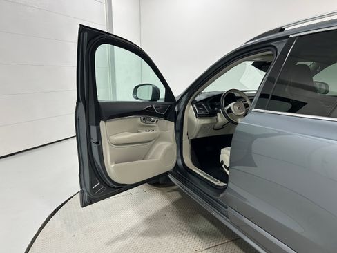 Used 2019 Volvo XC90 T6 Momentum w/ Advanced Package AWD/4WD image 23