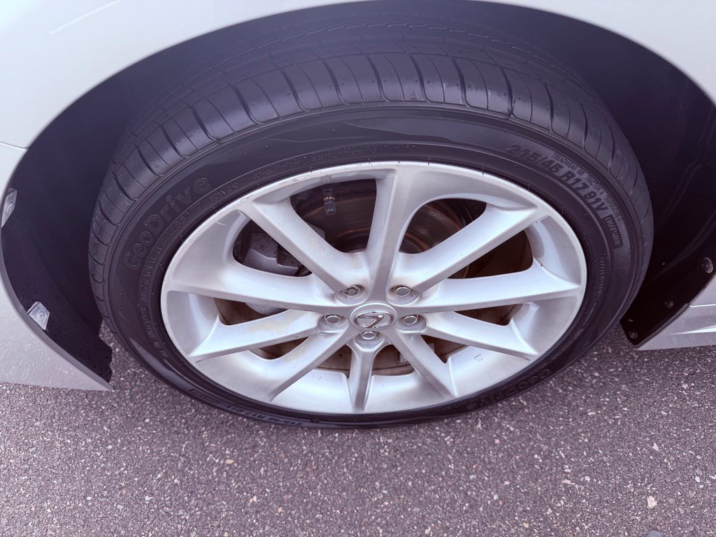Used 2011 Lexus CT 200h Premium w/ Premium Audio Pkg FWD image 16