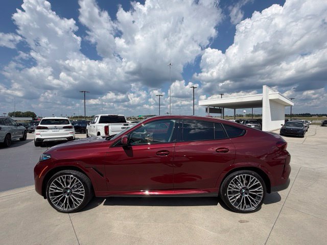 Used 2026 BMW X6 xDrive40i AWD/4WD image 9