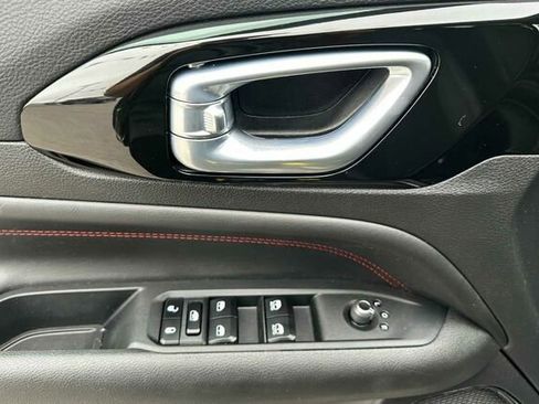 Certified 2023 Jeep Compass Trailhawk w/ Sun and Sound Group image 11