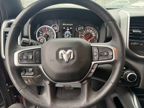 Used 2025 RAM 1500 Big Horn AWD/4WD image 29