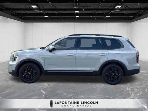 Used 2023 Kia Telluride SX Prestige X-Pro AWD/4WD image 2